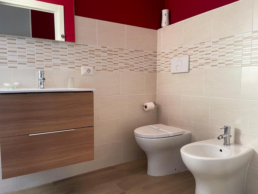 B&B Libra Rooms & Suite Salerno Luaran gambar